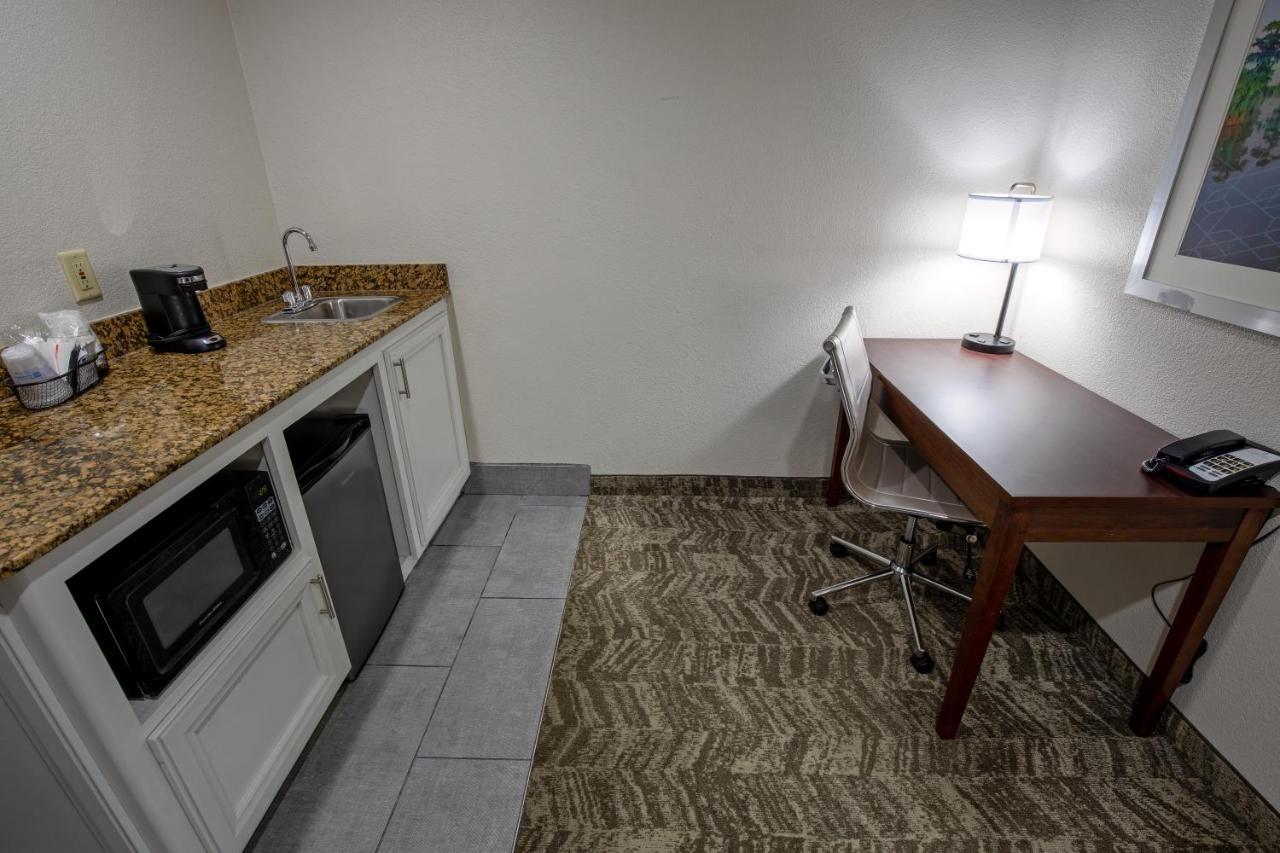 Best Western Plus Lafayette Vermilion River Inn & Suites Exterior foto