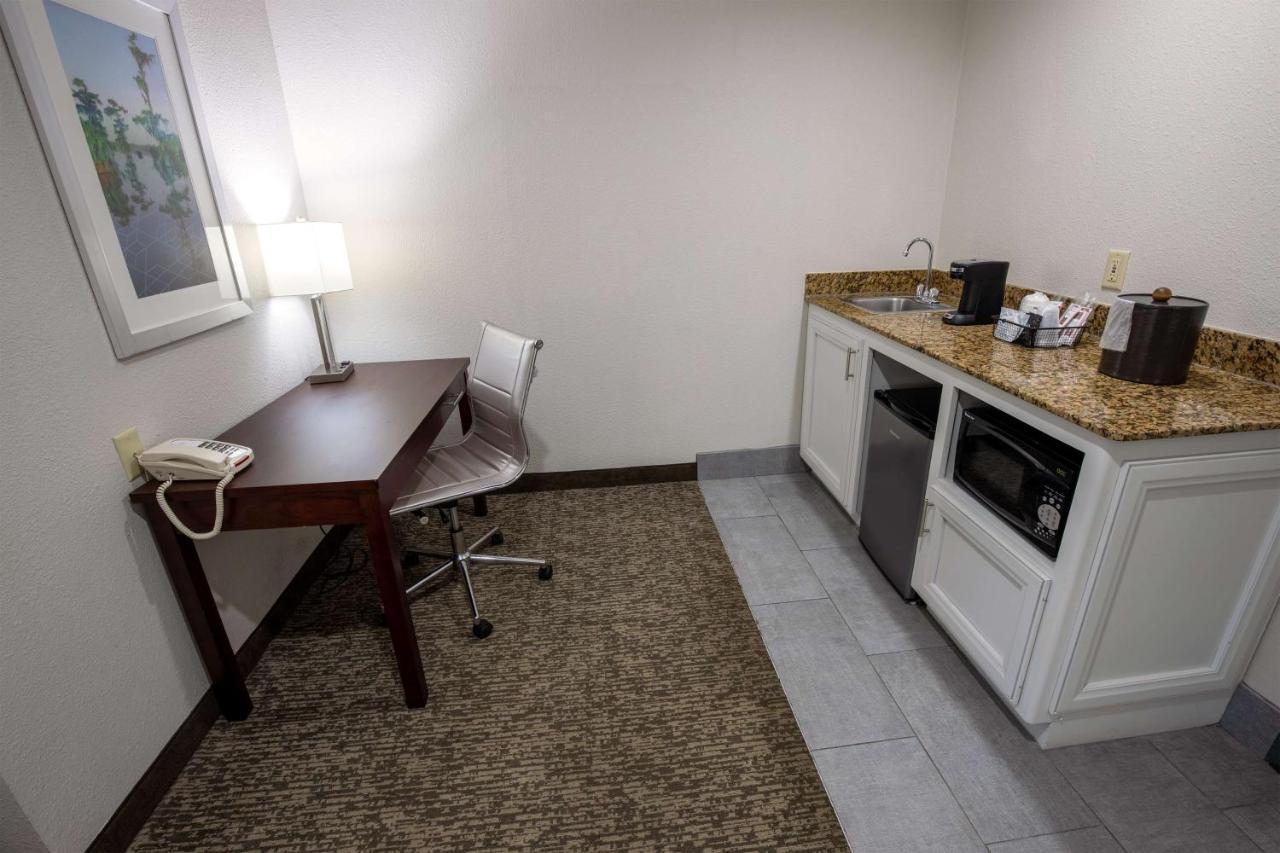Best Western Plus Lafayette Vermilion River Inn & Suites Exterior foto
